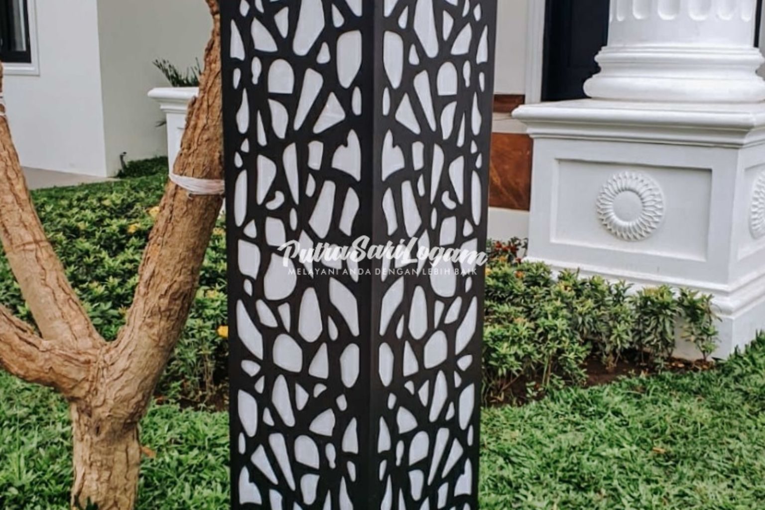 5 Alasan Memilih Bollard LED Untuk Taman Anda