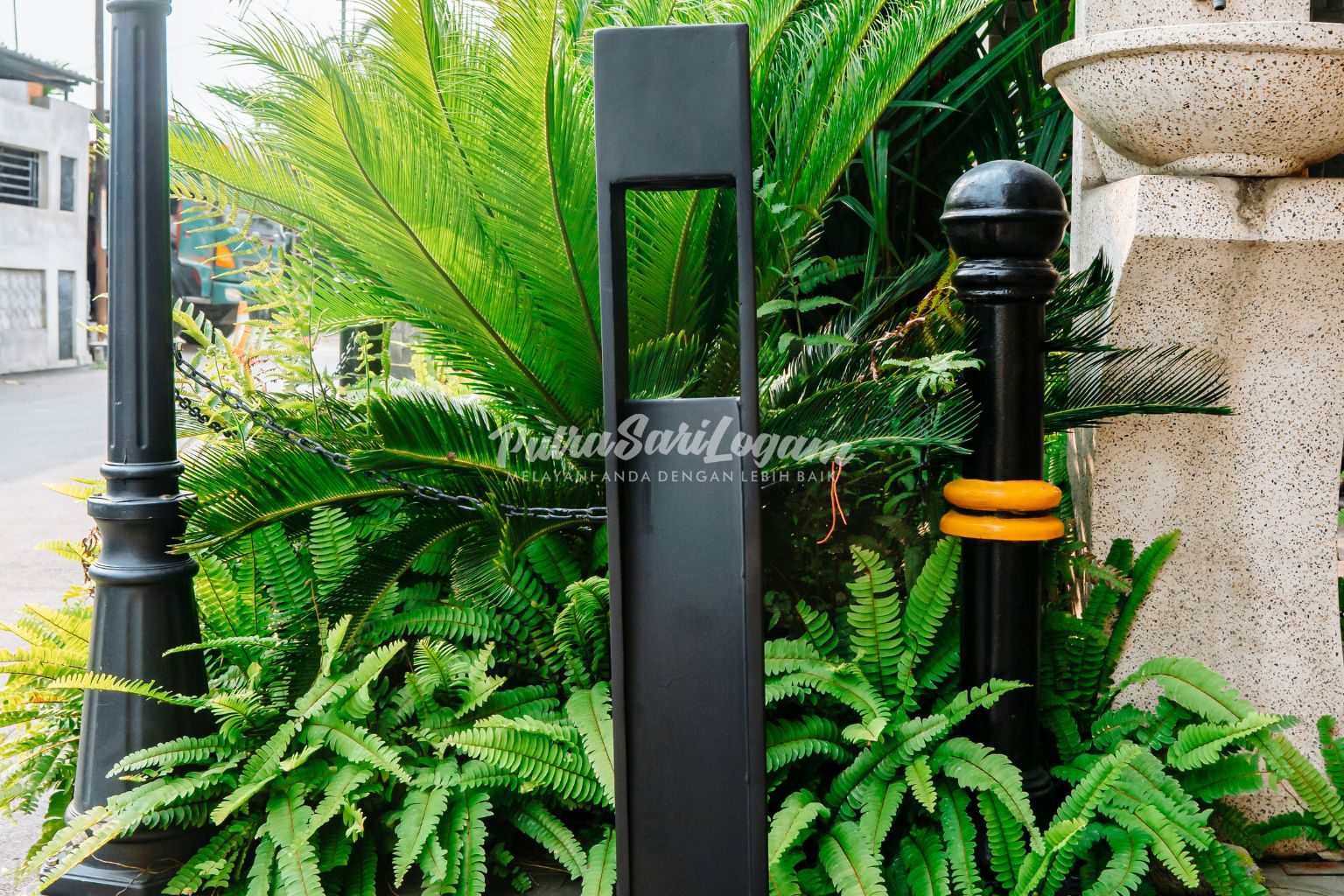 Bollard Taman untuk Kota Salatiga