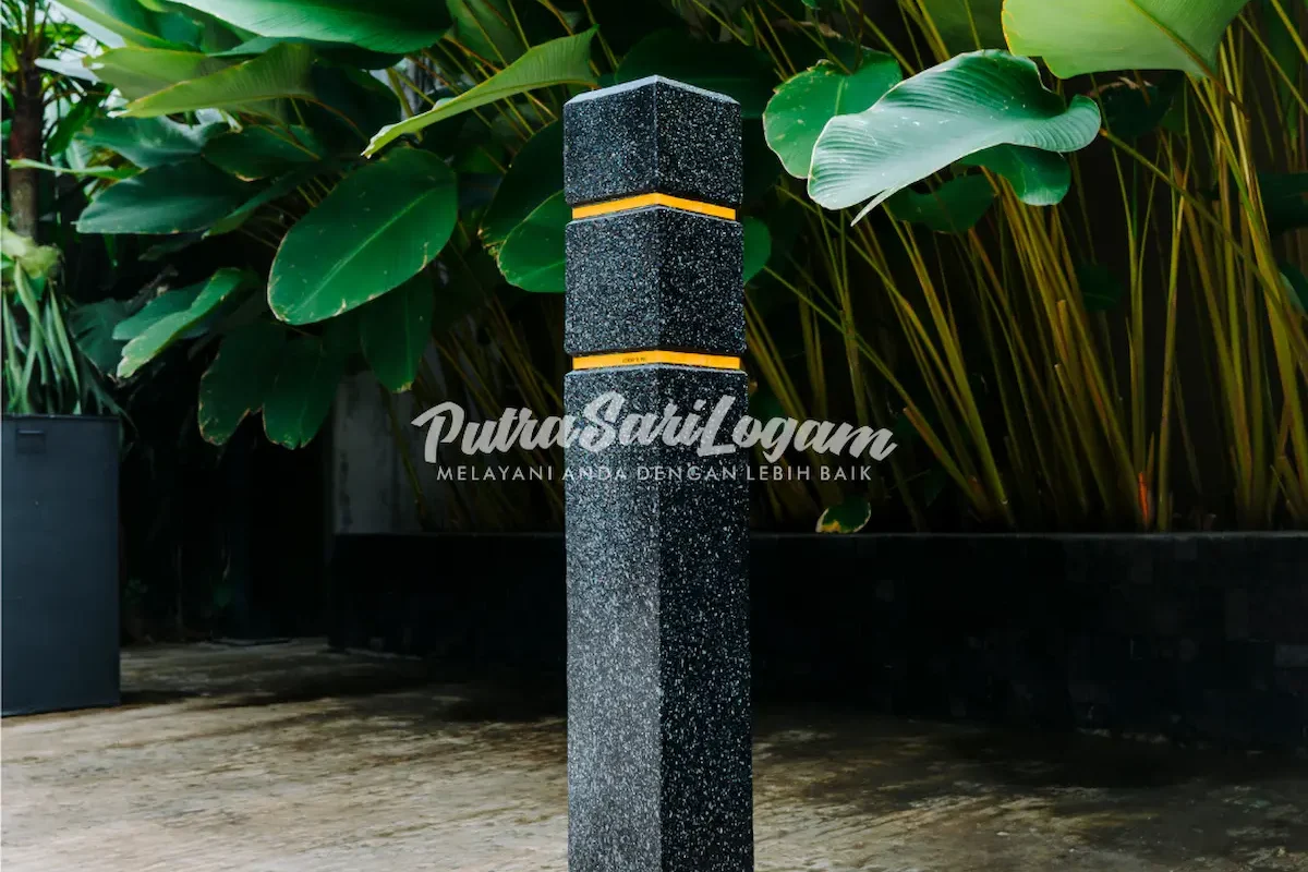 Bollard Teraso Penjaga Trotoar Kota Surabaya