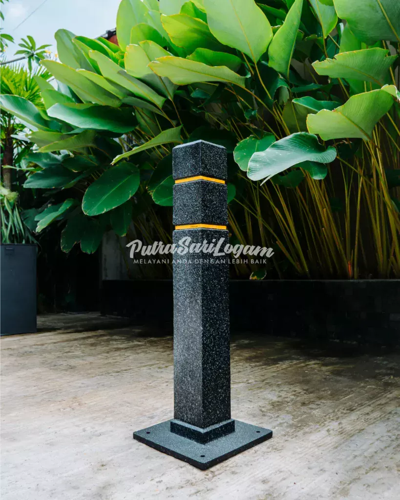 Bollard Teraso Penjaga Trotoar Kota Surabaya
