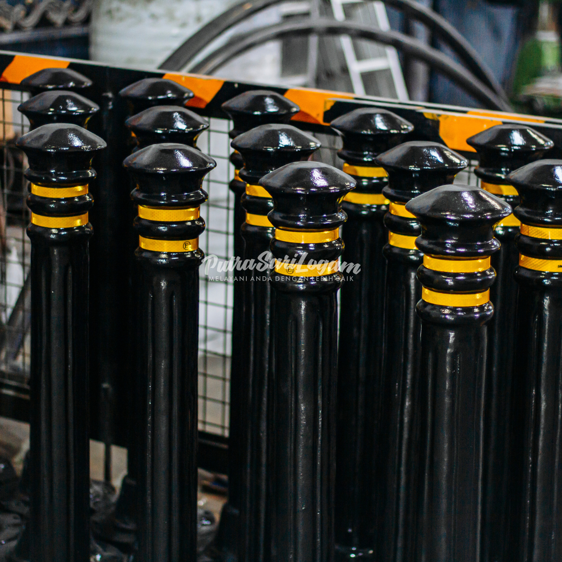 Perbandingan Antara Bollard Statis dan Retractable